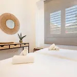 Modern Duplex 2b 2bath Historic Centre アパート *