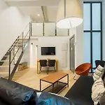 Modern Duplex 2b 2bath Historic Centre アパート *